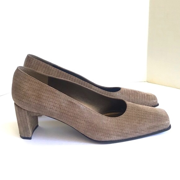 Stuart Weitzman Pumps GORGEOUS Classic Heels 💕 US 9.5 Pumps - Picture 2 of 12